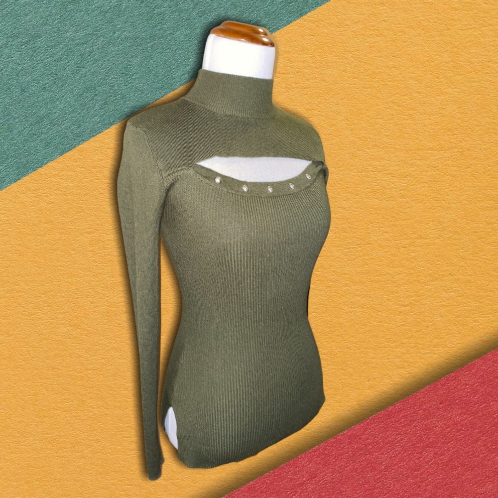 Derek Heart sweater